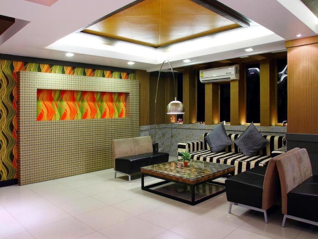 Resort 7q Patong